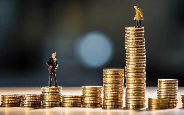 Rosnące znaczenie firm pożyczkowych w Polsce. Dlaczego przedsiębiorcy i konsumenci coraz częściej sięgają po finansowanie poza bankami?